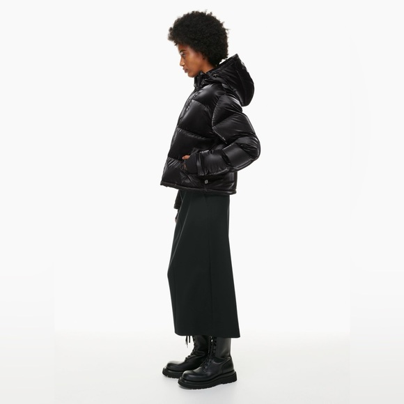 THE SUPER PUFFTM SHORTY
84575, Colour: BLACK (Liquid Shine), Size: XS - Picture 1 of 10